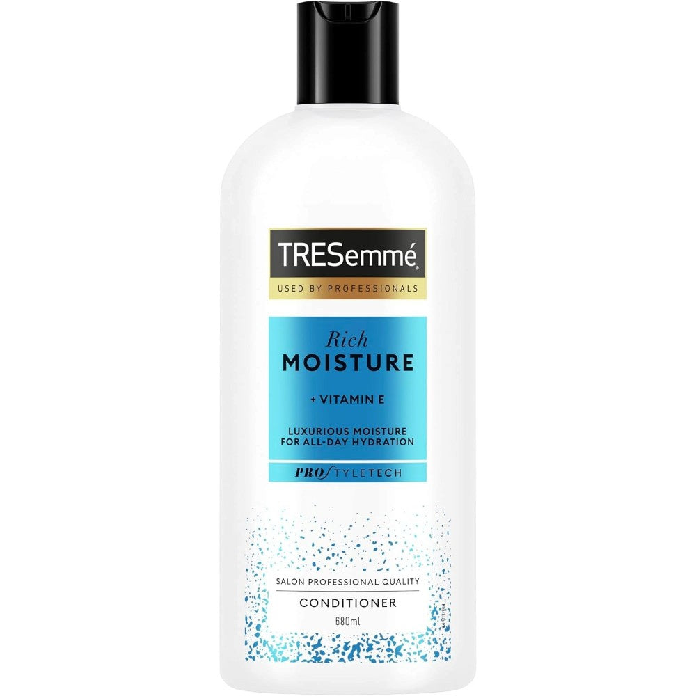 TRESemmé Rich Moisture Conditioner with Vitamin E 680ml bottle front packaging