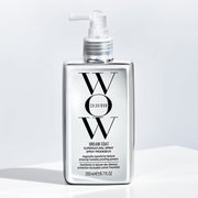 Color Wow Dream Coat Supernatural 200ml Spray anti-frizz bottle.